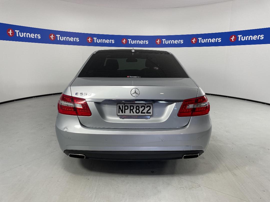 Photo '6' of Mercedes-Benz E550