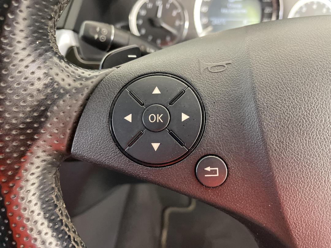 Photo '23' of Mercedes-Benz E550