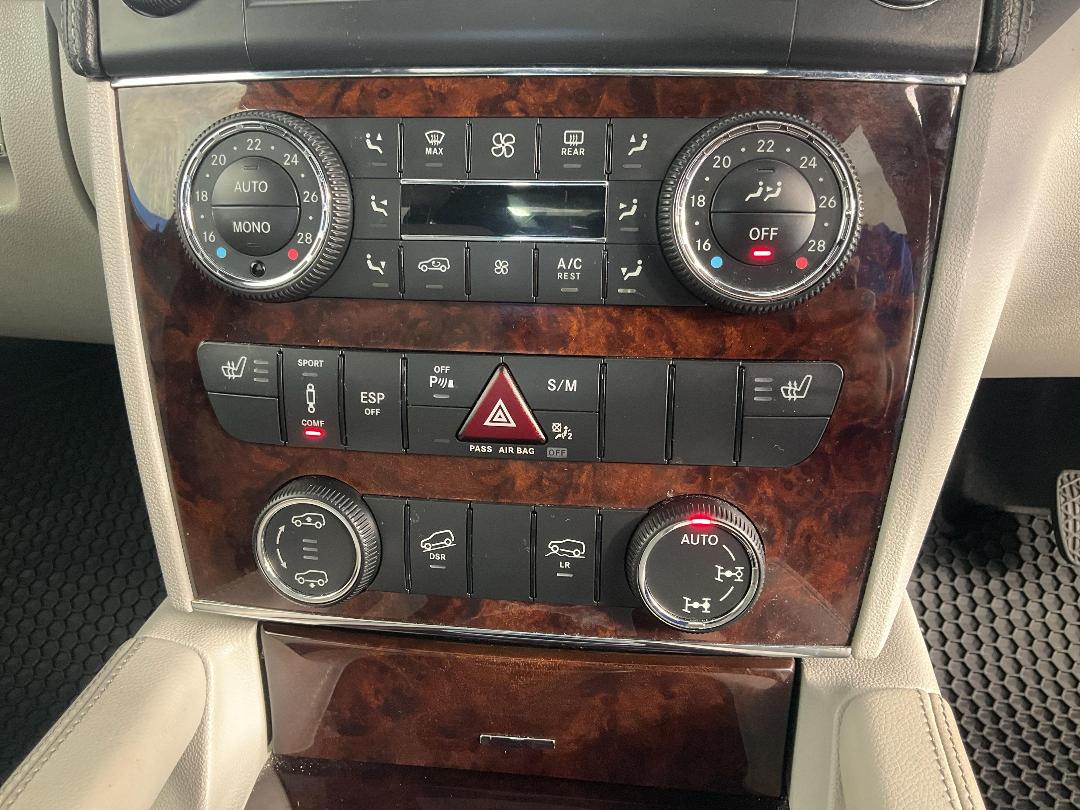 Photo '29' of Mercedes-Benz GL-Class