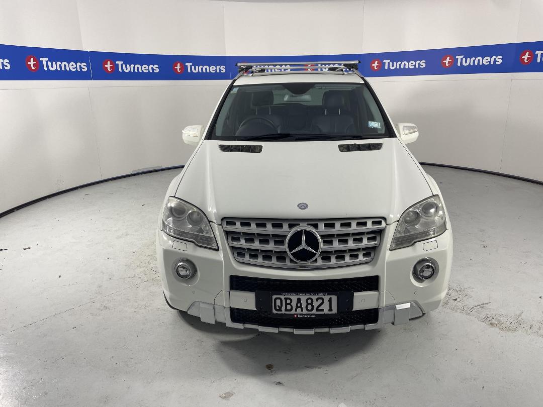 Photo '2' of Mercedes-Benz M-Class Photo '2' of Mercedes-Benz M-Class