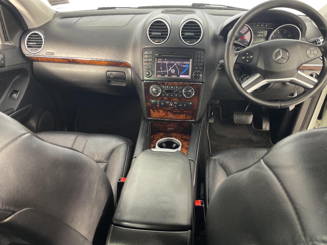 Photo '17' of Mercedes-Benz M-Class Photo '17' of Mercedes-Benz M-Class