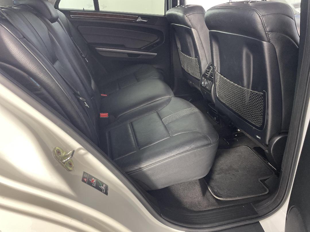 Photo '20' of Mercedes-Benz M-Class Photo '20' of Mercedes-Benz M-Class