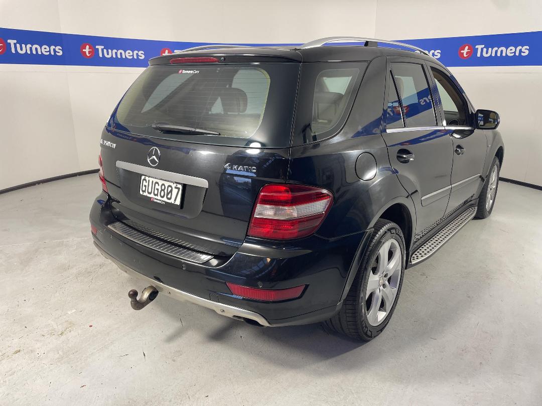 Photo '7' of Mercedes-Benz M-Class