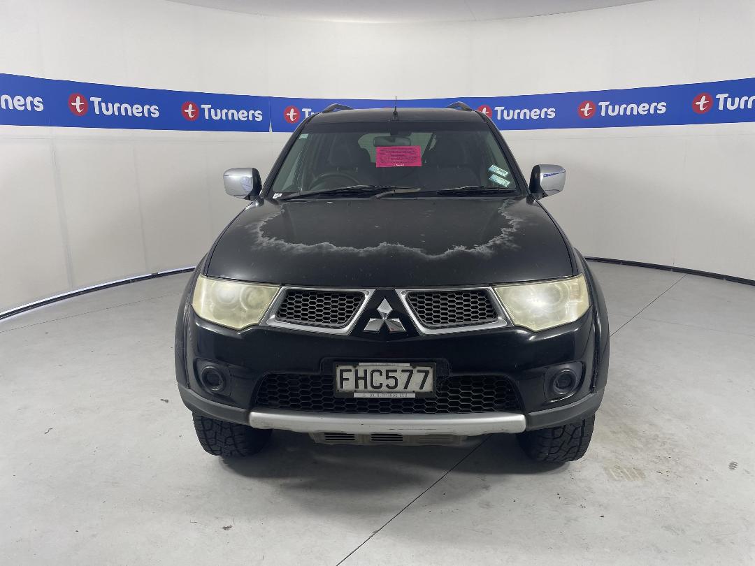 Photo '2' of Mitsubishi Challenger Photo '2' of Mitsubishi Challenger