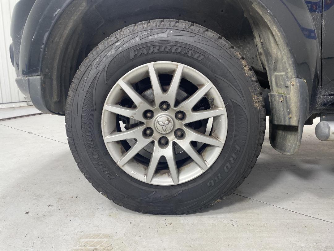 Photo '10' of Mitsubishi Challenger Photo '10' of Mitsubishi Challenger