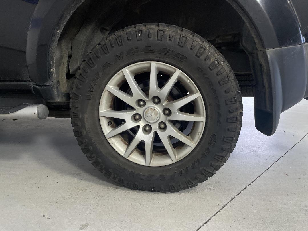 Photo '11' of Mitsubishi Challenger Photo '11' of Mitsubishi Challenger