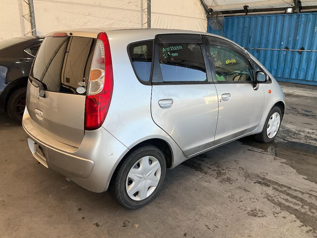 Photo '19' of Mitsubishi Colt