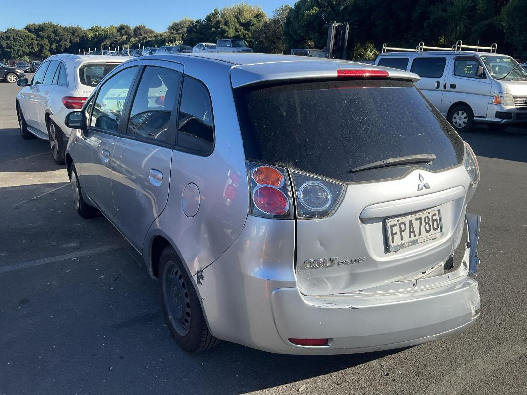 Photo '3' of Mitsubishi Colt Plus LS