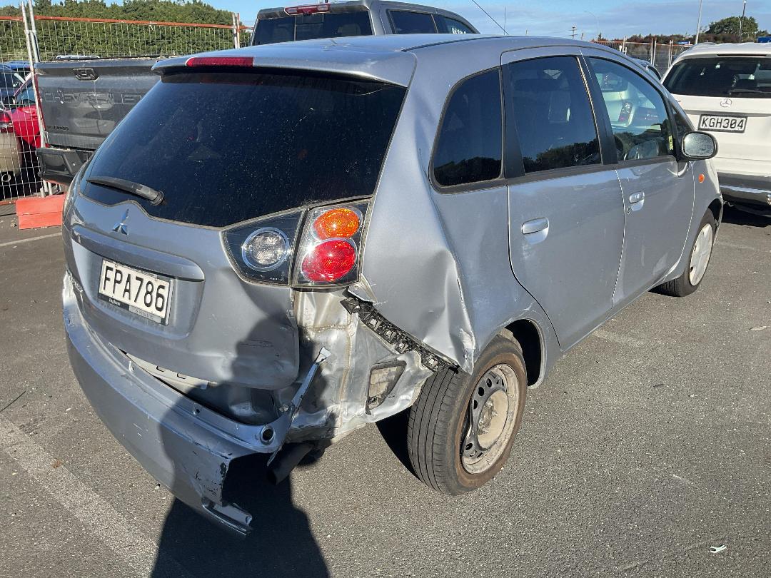 Photo '4' of Mitsubishi Colt Plus LS