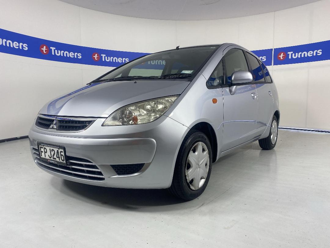 Photo '4' of Mitsubishi Colt Plus