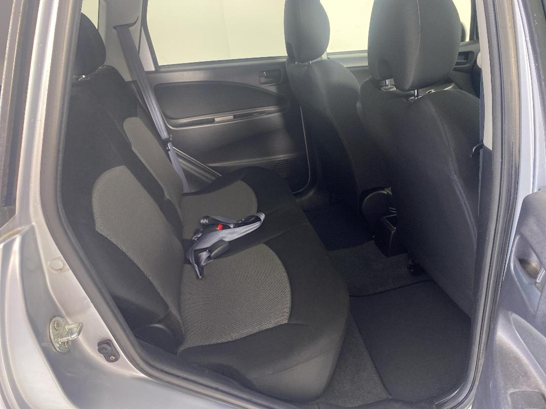 Photo '20' of Mitsubishi Colt Plus