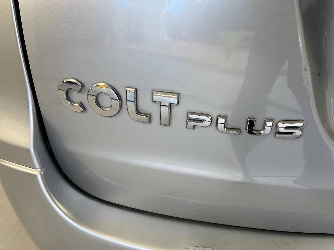Photo '24' of Mitsubishi Colt Plus