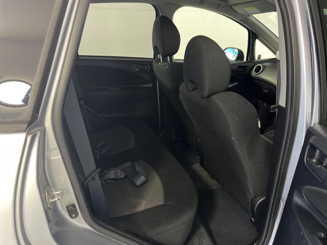 Photo '20' of Mitsubishi Colt Plus