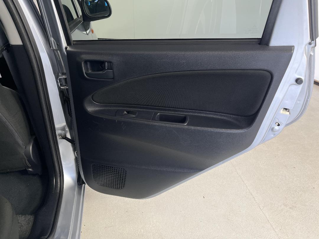 Photo '19' of Mitsubishi Colt Plus