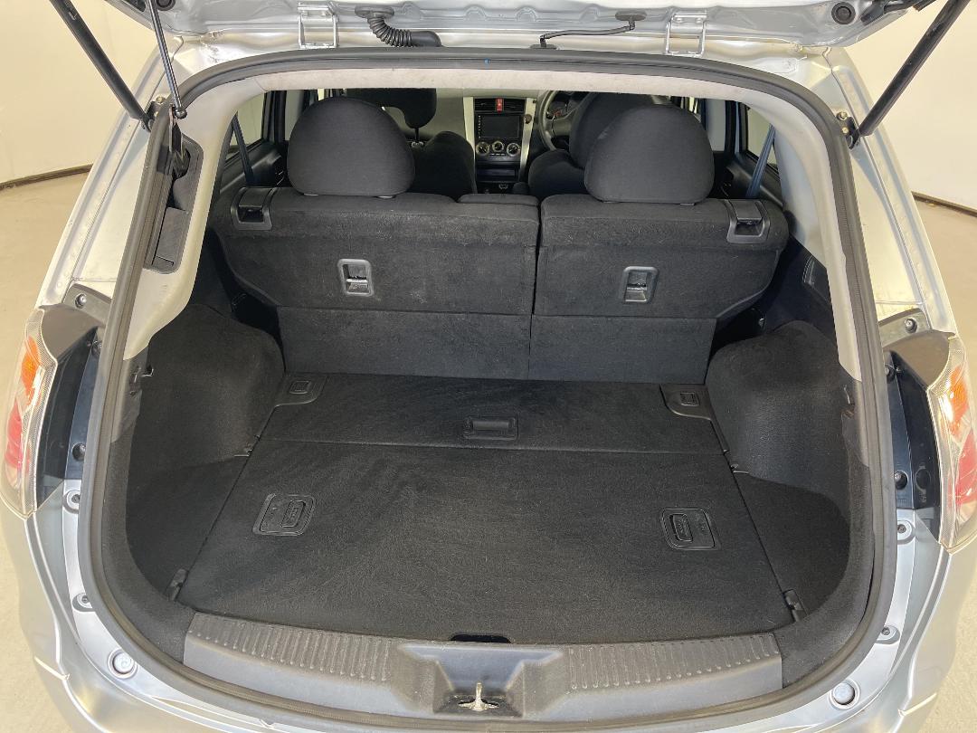 Photo '14' of Mitsubishi Colt Plus