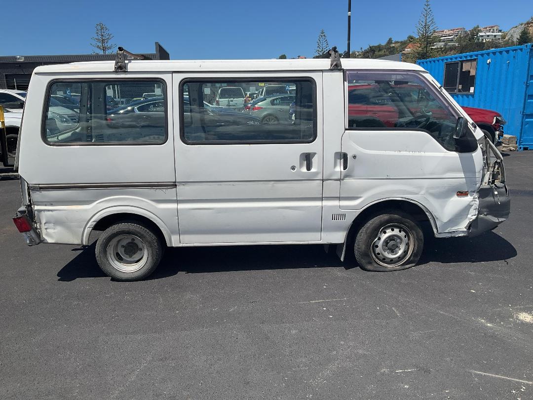 Photo '2' of Mitsubishi Delica Photo '2' of Mitsubishi Delica