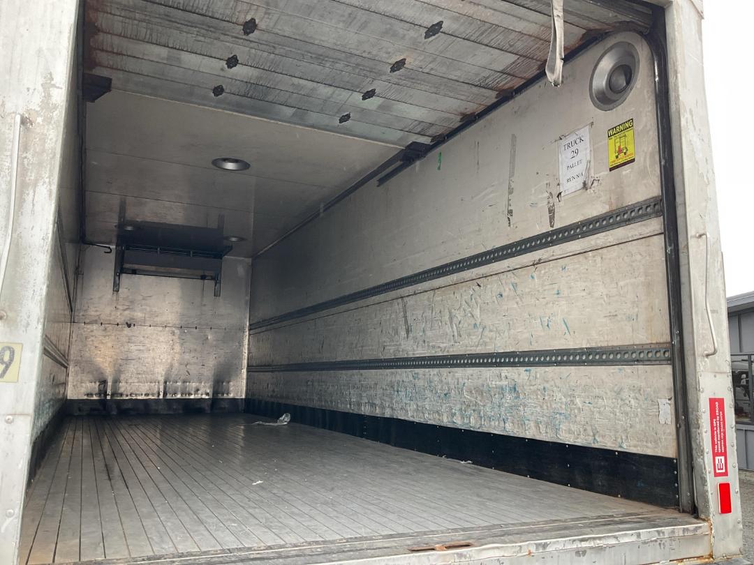 Photo '17' of Mitsubishi Fuso Fighter FM281M8 Chiller