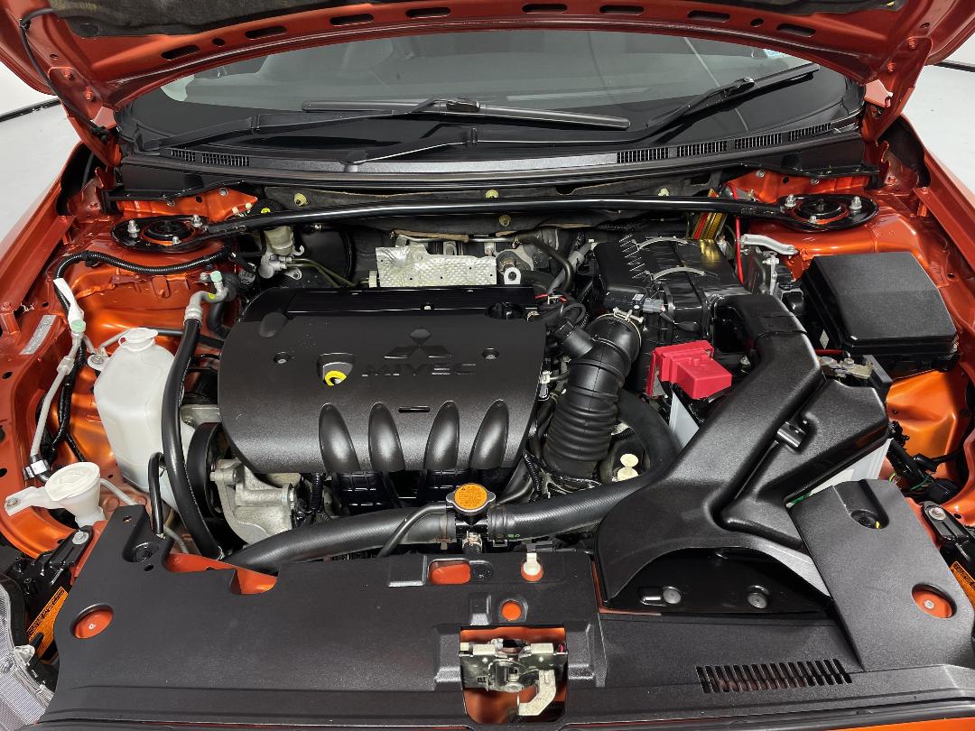 Photo '13' of Mitsubishi Galant