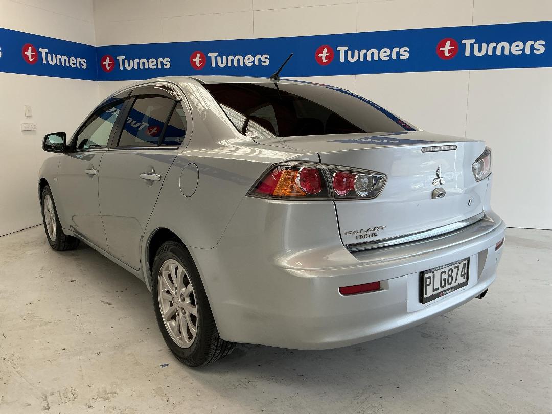 Photo '5' of Mitsubishi Galant