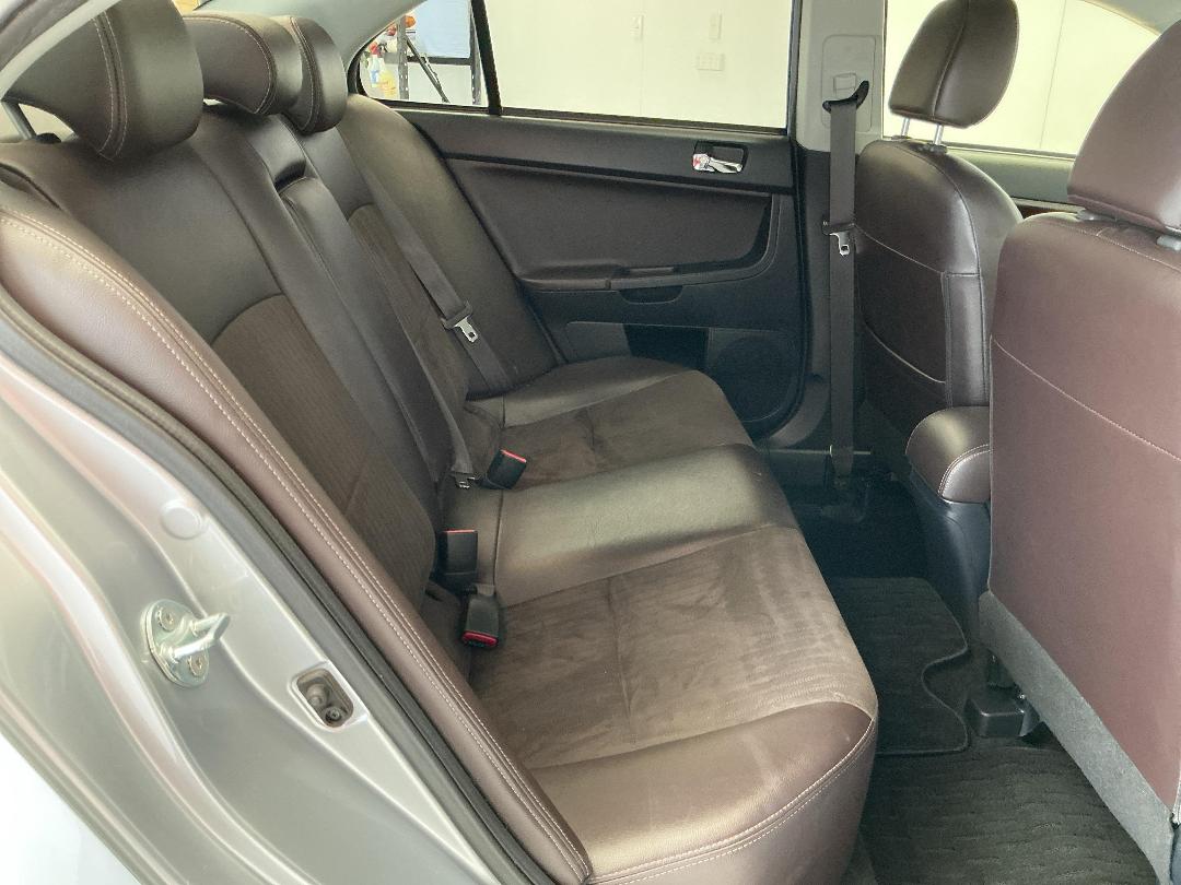 Photo '20' of Mitsubishi Galant