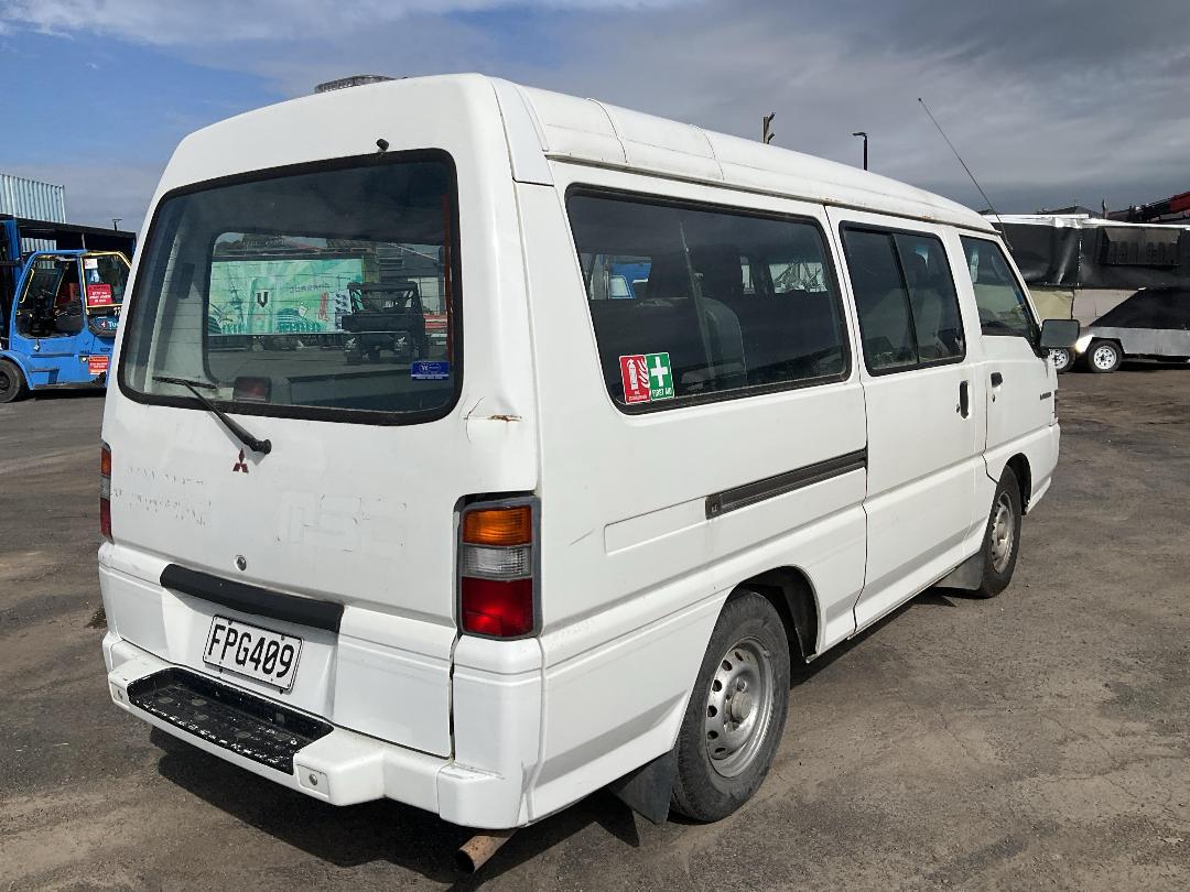Photo '5' of Mitsubishi L300 LWB