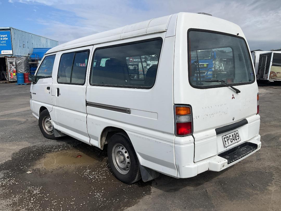 Photo '8' of Mitsubishi L300 LWB