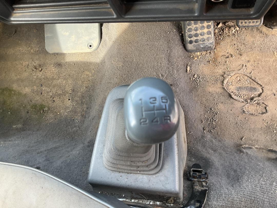 Photo '21' of Mitsubishi L300 LWB