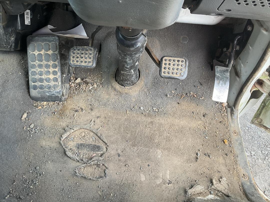 Photo '22' of Mitsubishi L300 LWB