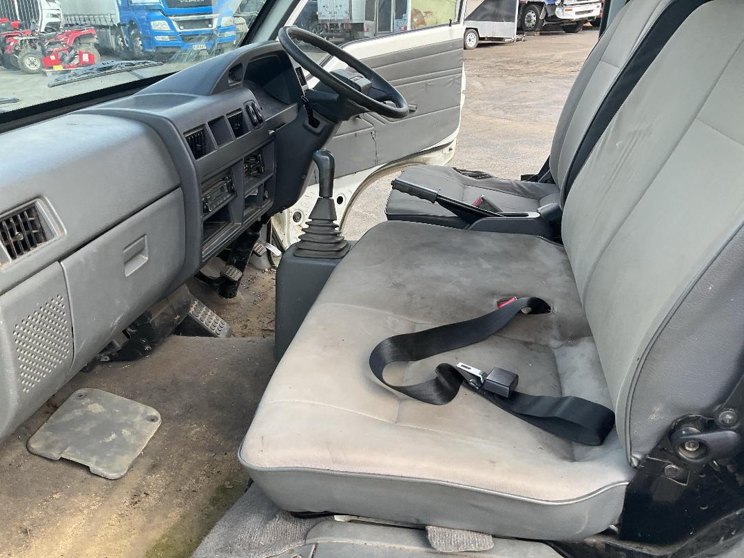 Photo '23' of Mitsubishi L300 LWB