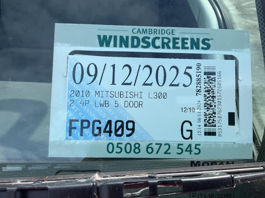 Photo '27' of Mitsubishi L300 LWB