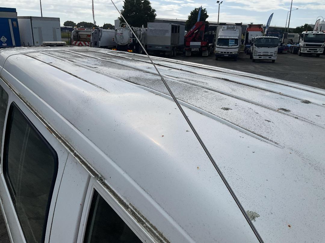 Photo '10' of Mitsubishi L300 LWB