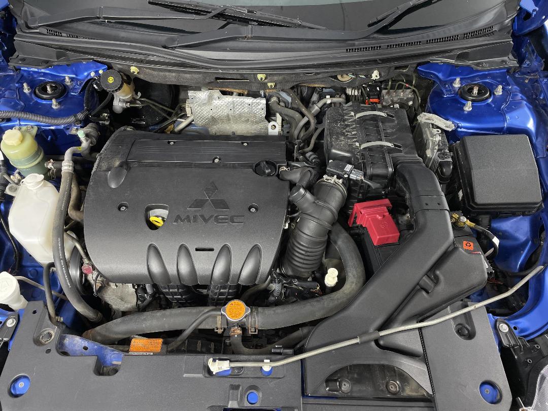 Photo '13' of Mitsubishi Lancer