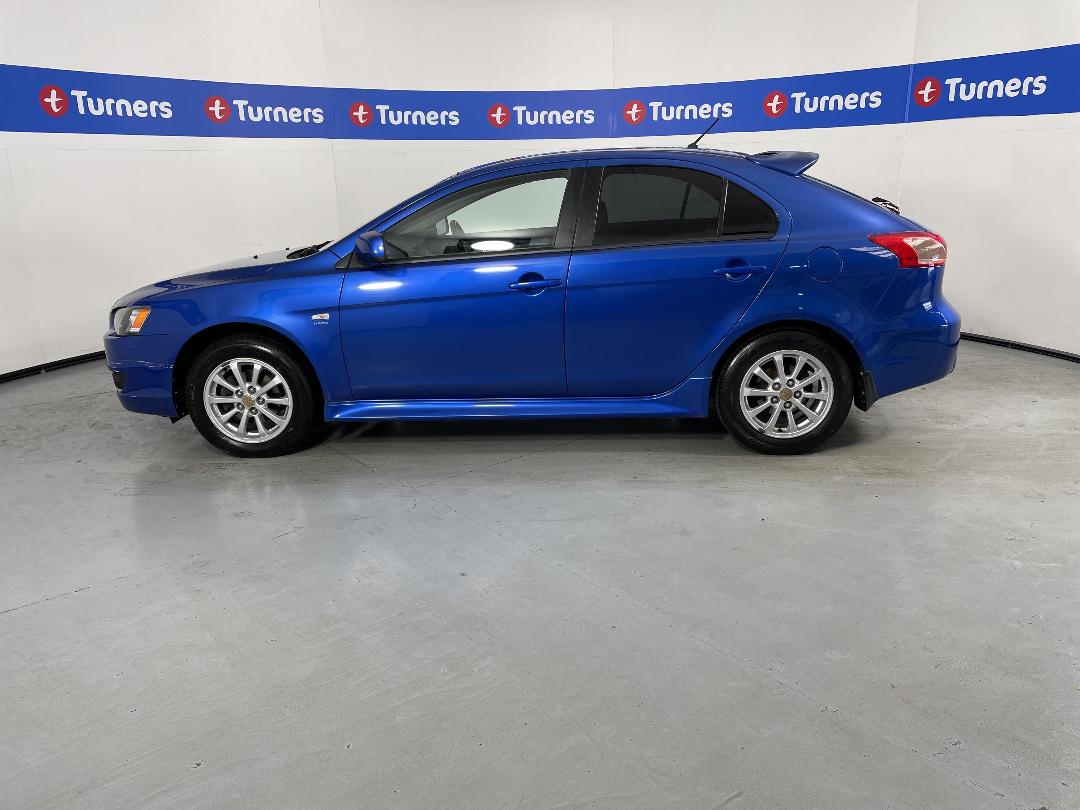 Photo '24' of Mitsubishi Lancer