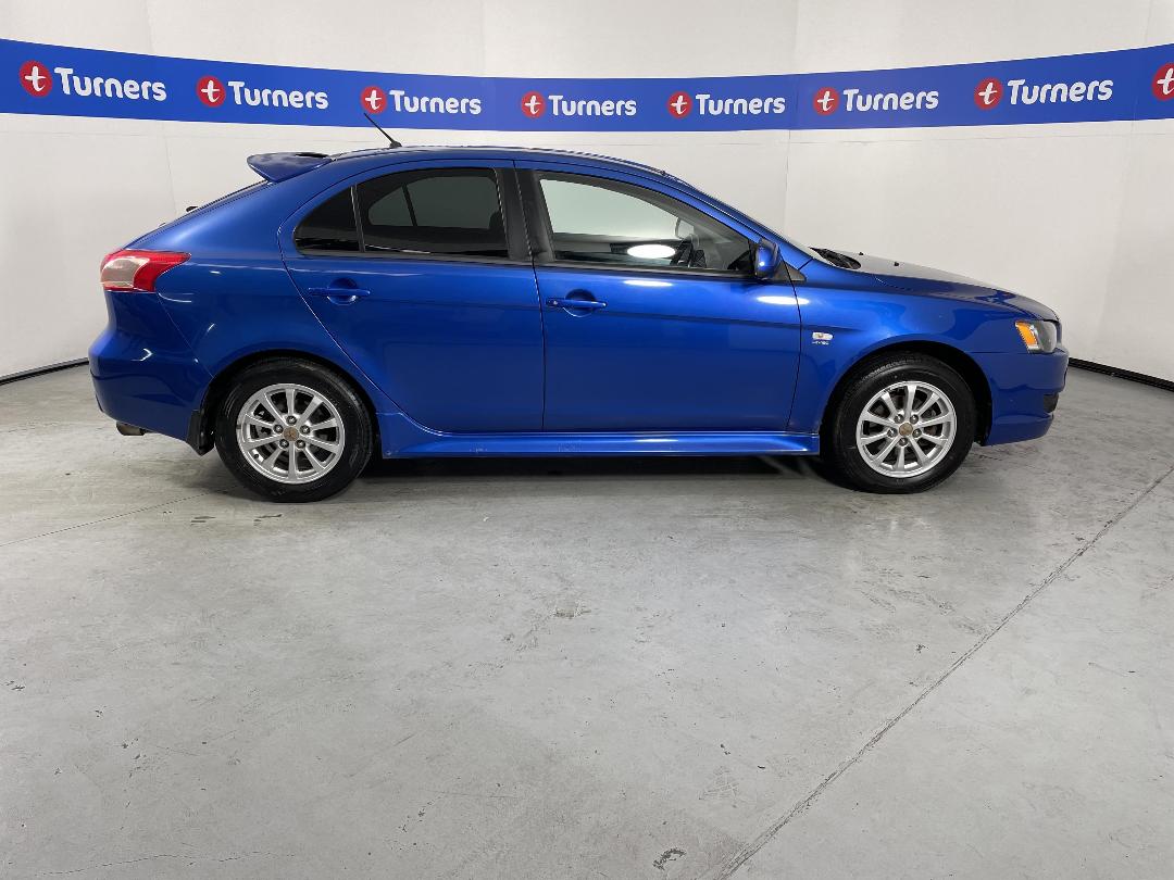 Photo '23' of Mitsubishi Lancer