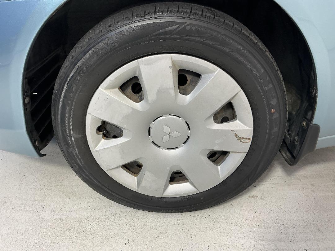 Photo '10' of Mitsubishi Lancer