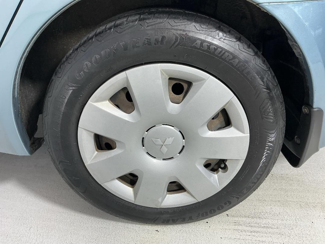 Photo '11' of Mitsubishi Lancer