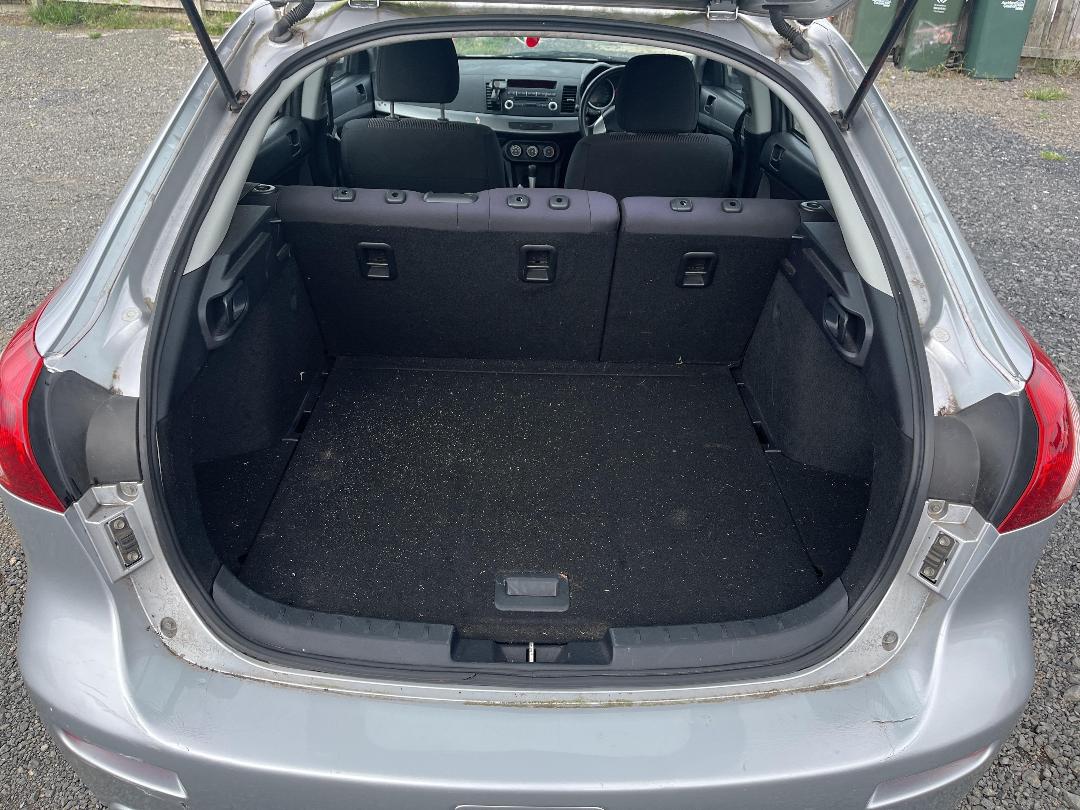 Photo '12' of Mitsubishi Lancer ES Photo '12' of Mitsubishi Lancer ES