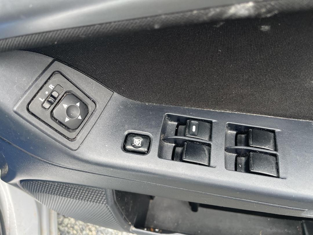 Photo '22' of Mitsubishi Lancer ES Photo '22' of Mitsubishi Lancer ES