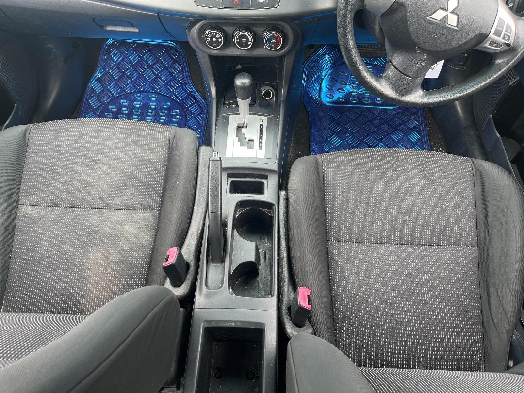 Photo '16' of Mitsubishi Lancer ES Photo '16' of Mitsubishi Lancer ES