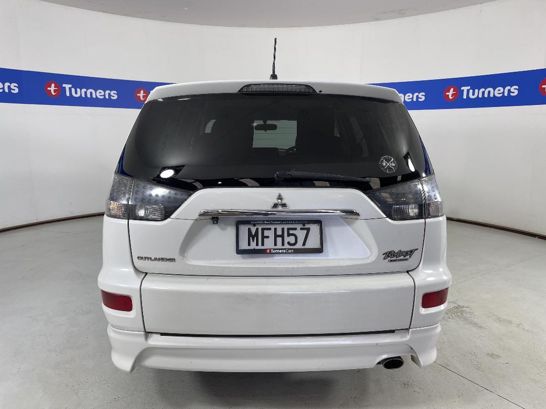 Photo '6' of Mitsubishi Outlander Photo '6' of Mitsubishi Outlander