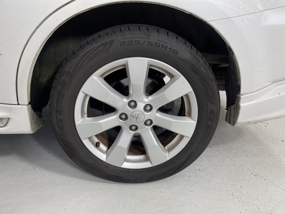 Photo '11' of Mitsubishi Outlander Photo '11' of Mitsubishi Outlander