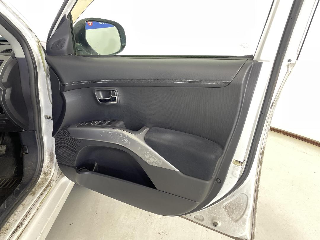 Photo '15' of Mitsubishi Outlander Photo '15' of Mitsubishi Outlander