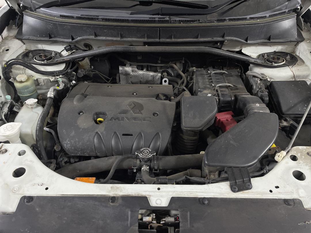 Photo '13' of Mitsubishi Outlander Photo '13' of Mitsubishi Outlander