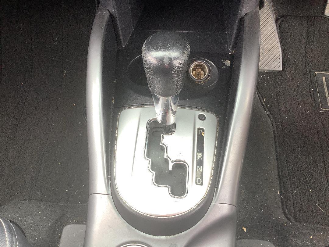 Photo '17' of Mitsubishi Outlander