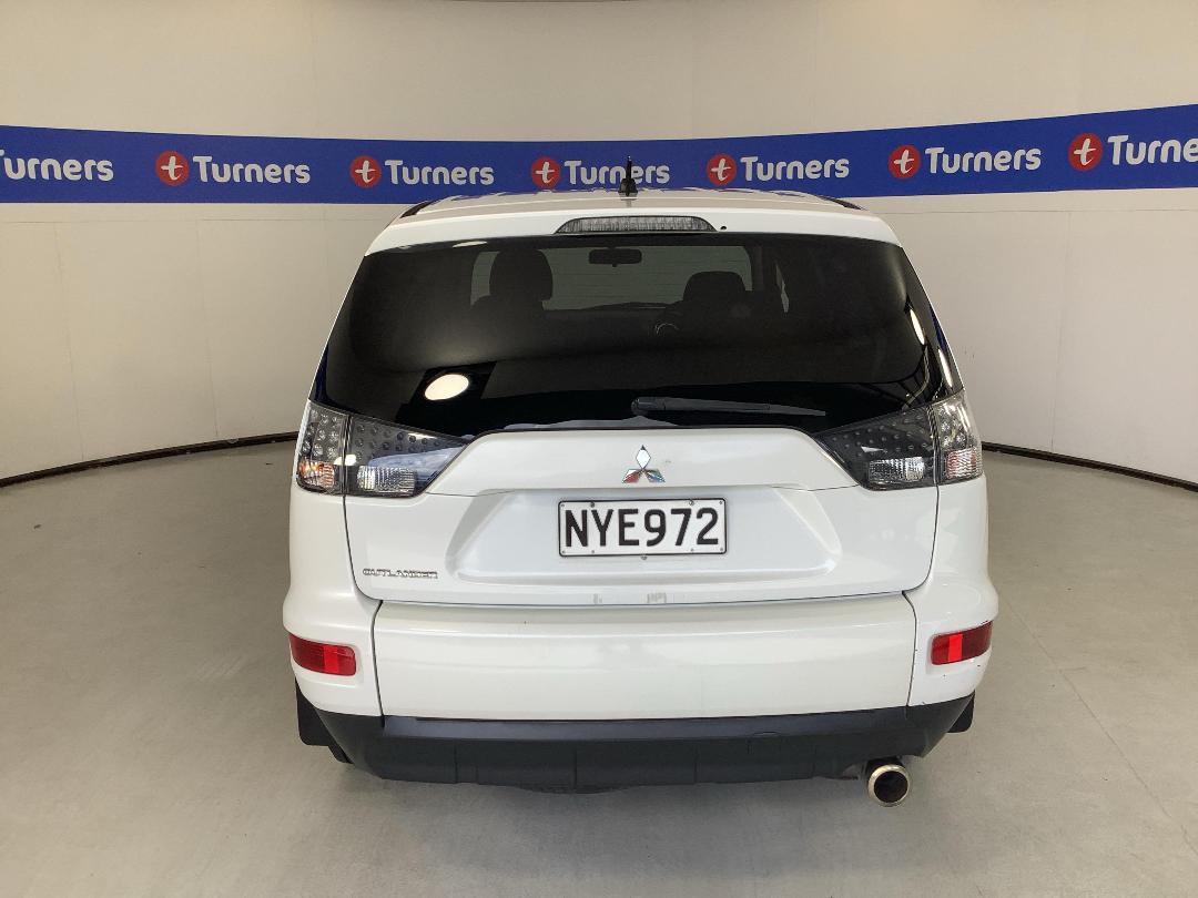 Photo '6' of Mitsubishi Outlander Photo '6' of Mitsubishi Outlander