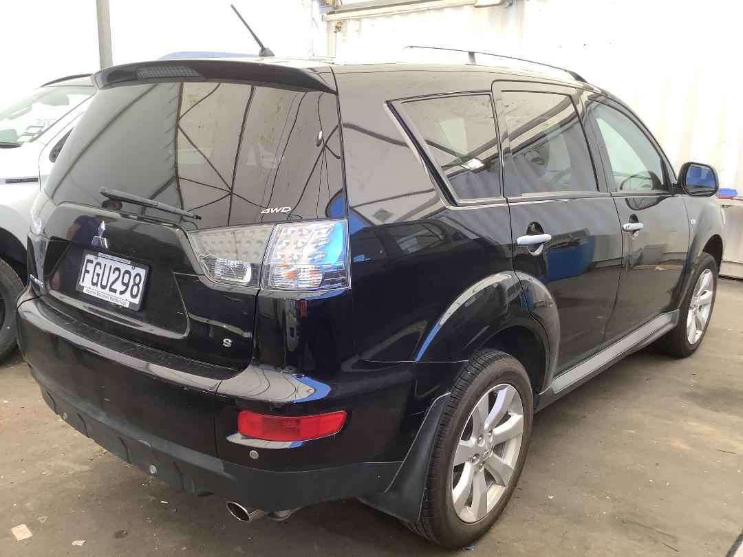 Photo '7' of Mitsubishi Outlander XLS Photo '7' of Mitsubishi Outlander XLS