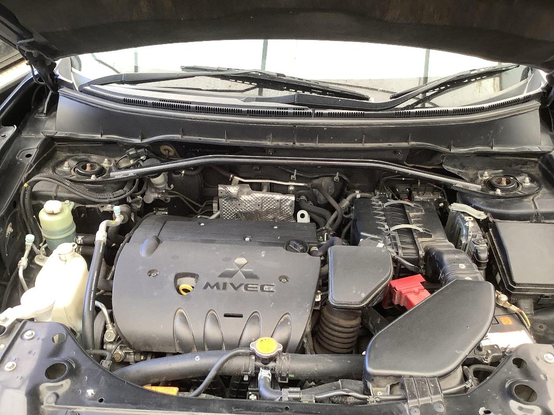 Photo '13' of Mitsubishi Outlander XLS Photo '13' of Mitsubishi Outlander XLS