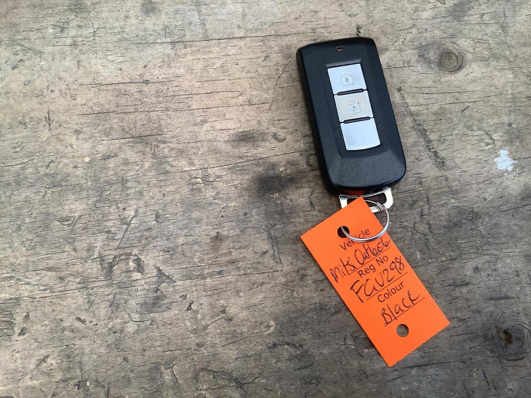 Photo '20' of Mitsubishi Outlander XLS Photo '20' of Mitsubishi Outlander XLS