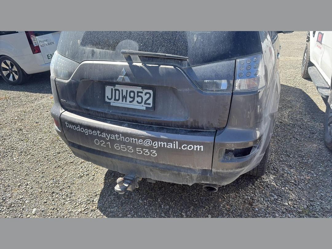 Photo '15' of Mitsubishi Outlander Photo '15' of Mitsubishi Outlander