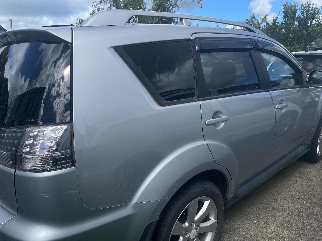 Photo '4' of Mitsubishi Outlander VR Photo '4' of Mitsubishi Outlander VR